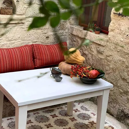 Vakantiehuis Alacati Red House