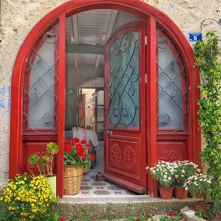 Alacati Red House Cesme