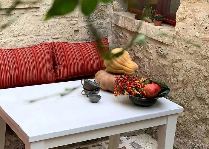 Casa de Férias Alacati Red House